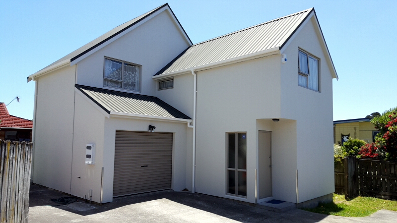 After photo Plaster home renovation